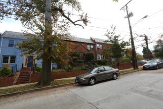 4805 3rd St NW in Washington, DC - Building Photo - Building Photo