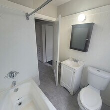 3219 W 114th St in Cleveland, OH - Building Photo - Building Photo