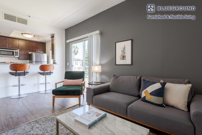 1353 N Martel Ave, Unit FL4-ID68 in Los Angeles, CA - Building Photo - Building Photo