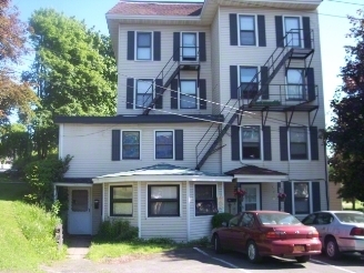 41 Main St in Highland, NY - Building Photo