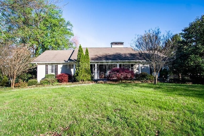 property at 7205 Canmore Ln NW