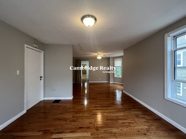 15 Hudson St, Unit 2