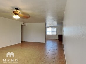 6033 W Vernon Ave in Phoenix, AZ - Building Photo - Building Photo