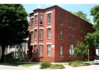 1134 W Barry Ave in Chicago, IL - Building Photo