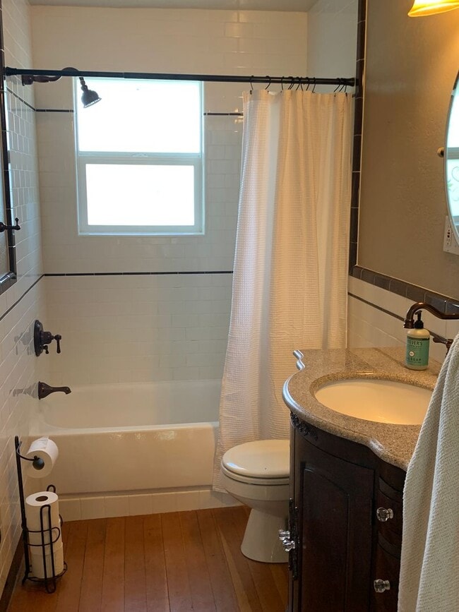 146 E Placer St in Auburn, CA - Building Photo - Building Photo