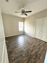 5705 Swallow St in McAllen, TX - Building Photo - Building Photo