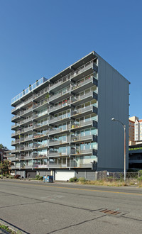 Sky Terrace Condos in Tacoma, WA - Building Photo - Building Photo