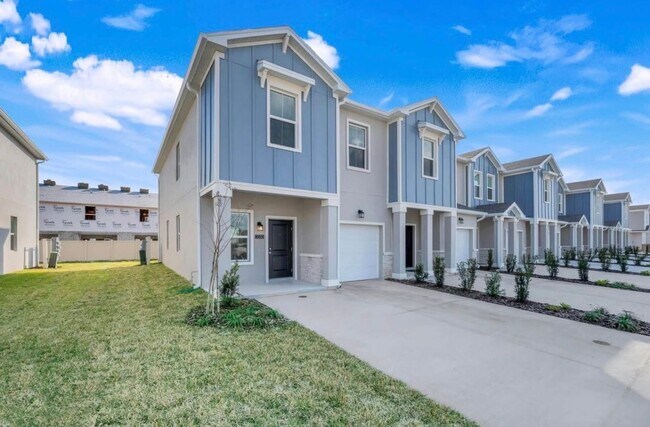 2550 Skyline Lp in Kissimmee, FL - Foto de edificio - Building Photo