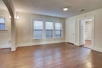 1926 W McKinney St in Houston, TX - Building Photo - Building Photo