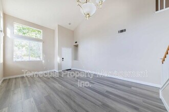 42061 Orange Blossom Dr in Temecula, CA - Building Photo - Building Photo