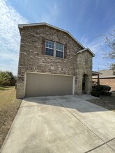 12730 Crockett Way in San Antonio, TX - Foto de edificio - Building Photo