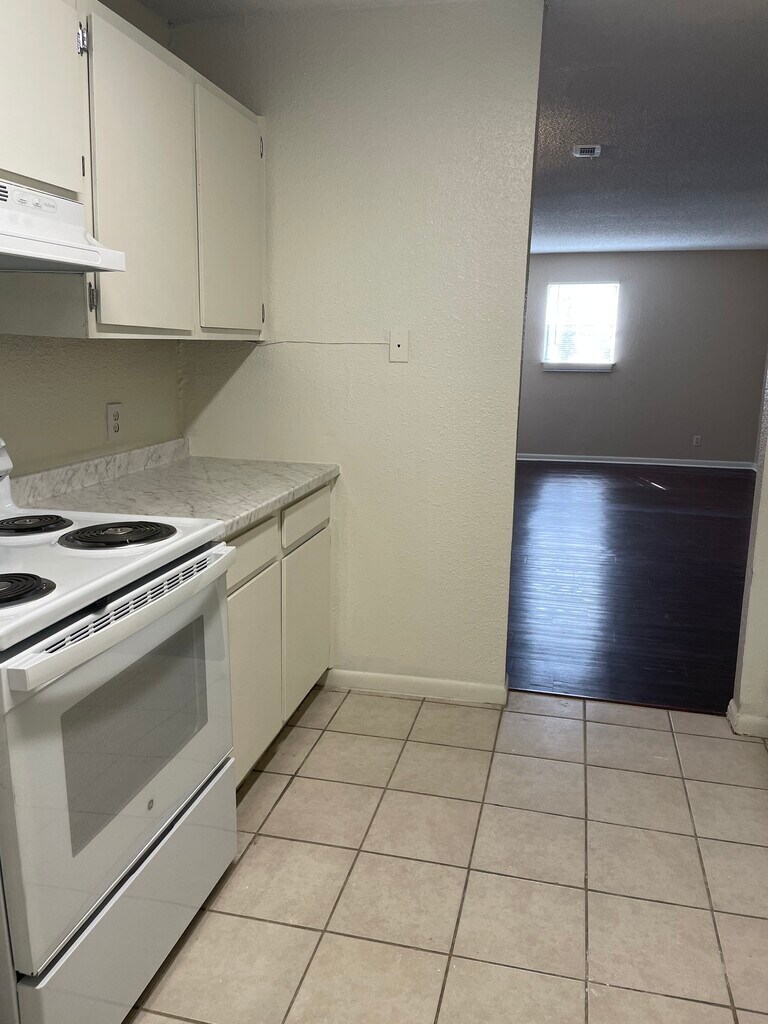 Elite Townhomes Victoria, TX Apartments