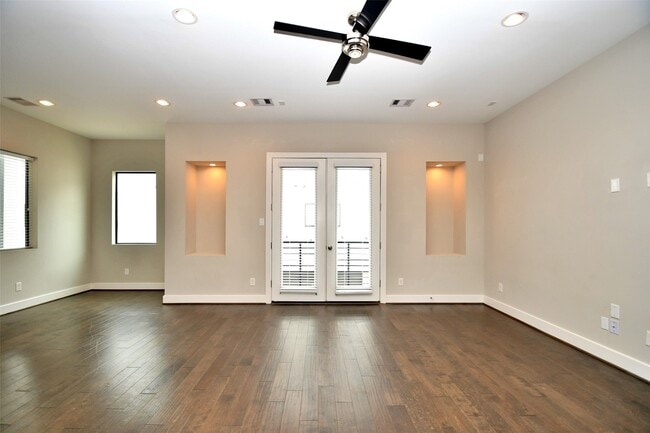 property at 1146 Wycliffe Dr