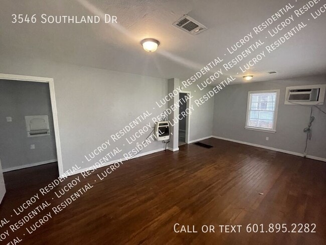 3546 Southland Dr in Jackson, MS - Building Photo - Building Photo