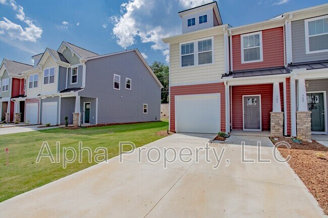 385 Hague Dr in Duncan, SC - Building Photo - Building Photo