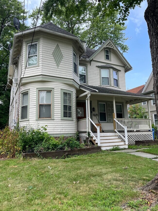 65 Oxford St in Hartford, CT - Building Photo - Building Photo