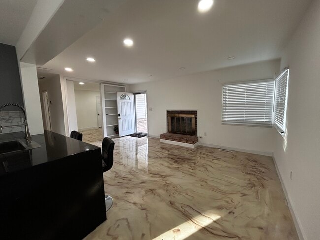 6703 Cimarron St in Springfield, VA - Building Photo - Building Photo