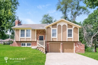 700 Zay Dr in Excelsior Springs, MO - Building Photo - Building Photo
