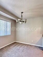 9438 Twin Trails Dr in San Diego, CA - Building Photo - Building Photo