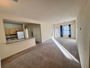 200 Talus Way in Reno, NV - Building Photo - Building Photo
