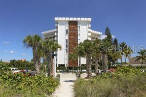 101 Benjamin Franklin Dr in Sarasota, FL - Foto de edificio