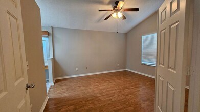 2212 Faxton Ct in Orlando, FL - Foto de edificio - Building Photo