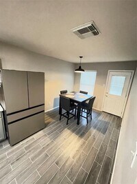 634 Sweet Flower Dr photo'
