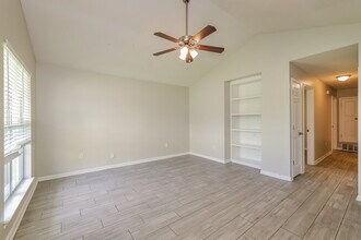 1104 Parkview Cir N in Southaven, MS - Building Photo - Building Photo