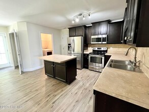 255 Merin Height Rd in Jacksonville, NC - Building Photo - Building Photo