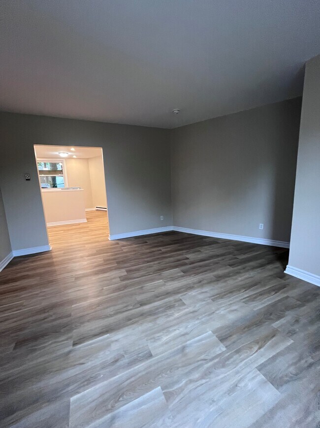 5813 Cunard St in Halifax, NS - Building Photo - Building Photo