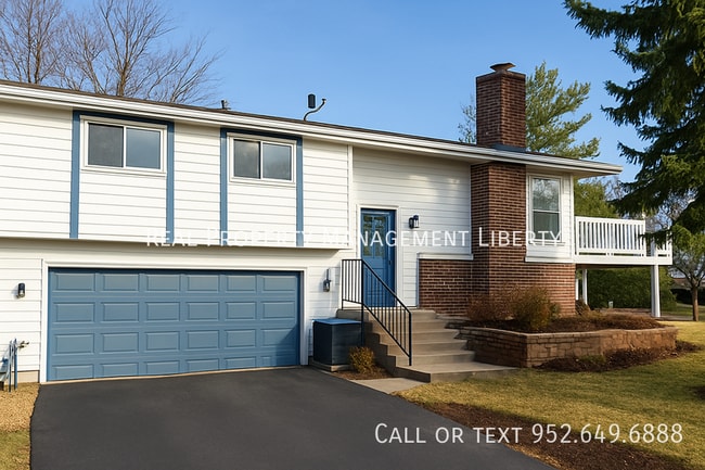 property at 10425 Decatur Cir