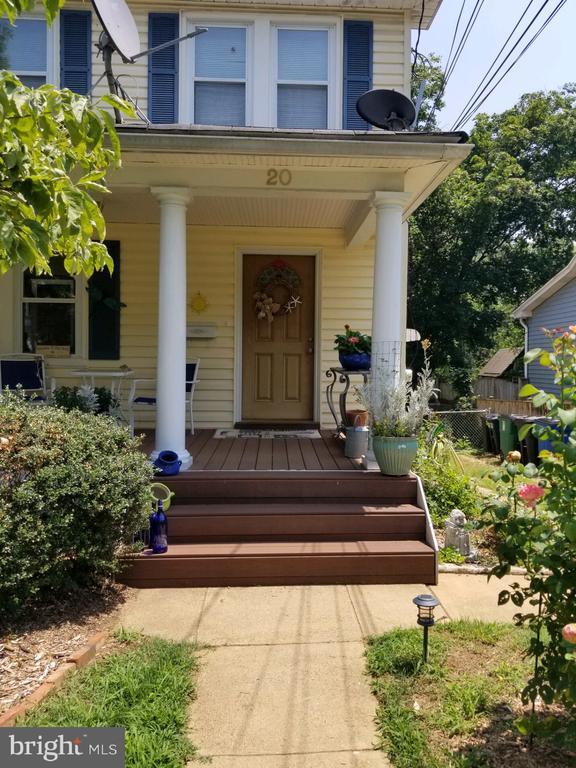 property at 20 Locust Ave