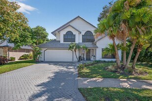 2606 Monaco Ter in Palm Beach Gardens, FL - Building Photo