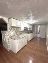 1-7 Old Mendon Street, Unit Unit 7C in Blackstone, MA - Building Photo