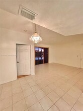 745 SW 148th Ave in Davie, FL - Building Photo - Building Photo