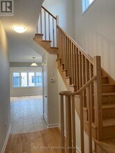 11 Keelson St in Welland, ON - Building Photo - Building Photo