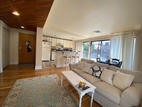 42 Worcester Square-Unit -13 in Boston, MA - Building Photo - Building Photo