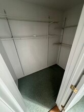 21 Pine St, Unit 1L in Monticello, NY - Foto de edificio - Building Photo