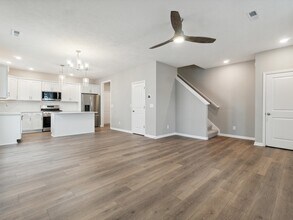 1703 Ashfield St in Howell, MI - Building Photo - Building Photo