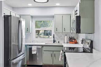 306 SW Winnachee Dr in Stuart, FL - Building Photo - Building Photo