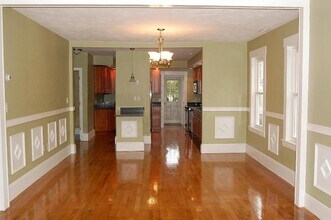 99 Hull St, Unit 2 in Belmont, MA - Foto de edificio - Building Photo