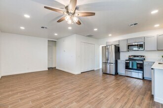 1720 E Edison St in Tucson, AZ - Building Photo - Building Photo