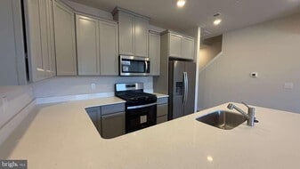 1 Wafer Aly in Bridgeport, PA - Building Photo