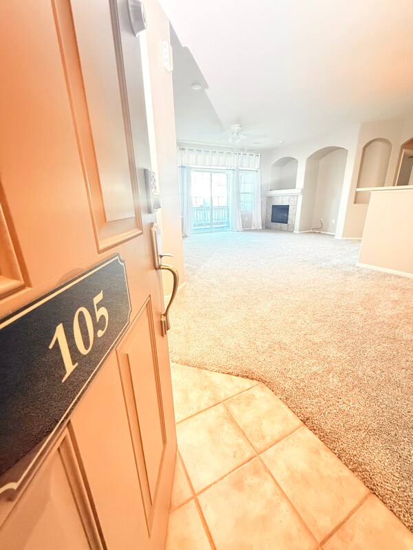 1575 Olympia Cir in Castle Rock, CO - Foto de edificio - Building Photo