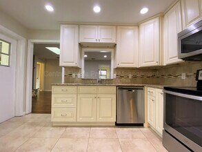214 Stevenage Dr in Longwood, FL - Building Photo - Building Photo