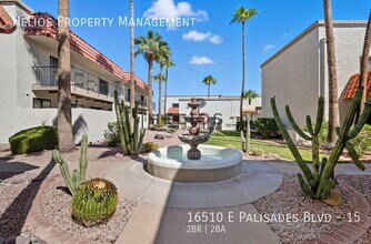 16510 E Palisades Blvd in Fountain Hills, AZ - Foto de edificio - Building Photo