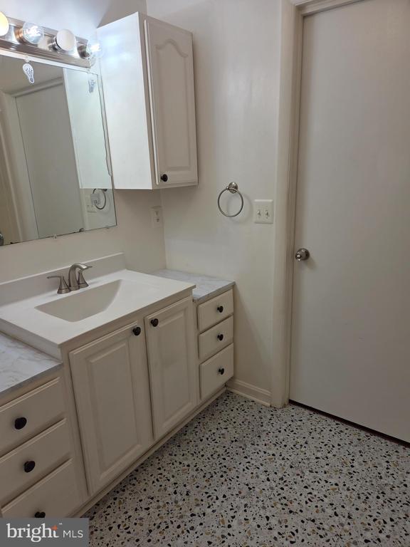 5183 Jackson Ct in Warrenton, VA - Building Photo - Building Photo