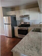 2432 Shady Bend Dr in Pearland, TX - Building Photo - Building Photo