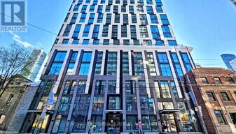 252 Church St in Toronto, ON - Building Photo