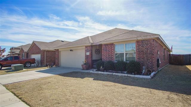 10632 Hartley Ln in Fort Worth, TX - Building Photo - Building Photo